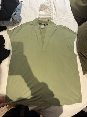 H&M Olive Green V-Neck Cap Sleeve Top